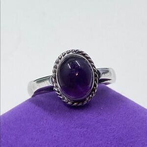 💛 Vintage Sterling Silver Cabochon Amethyst Ring